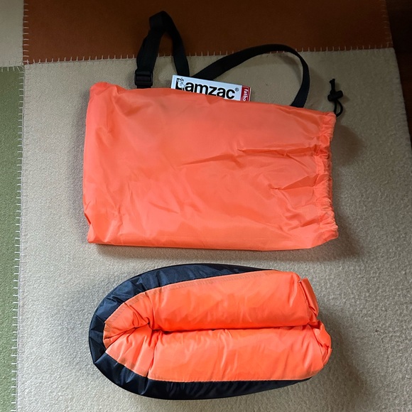 Lamzac the Original 1.0 Air Inflatable Lounge Chair - Orange - Fatbot - Picture 5 of 5